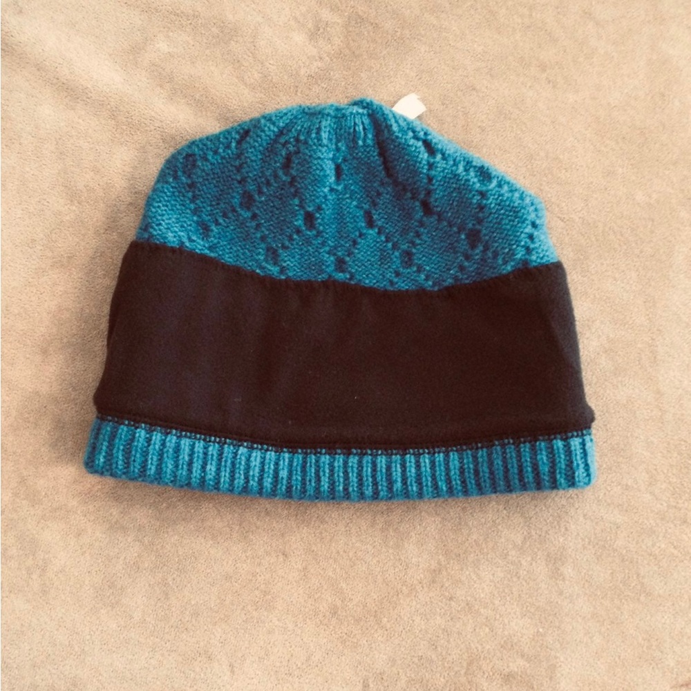 Patagonia Women's Honeycomb Knit Beanie - Picture 5 of 6